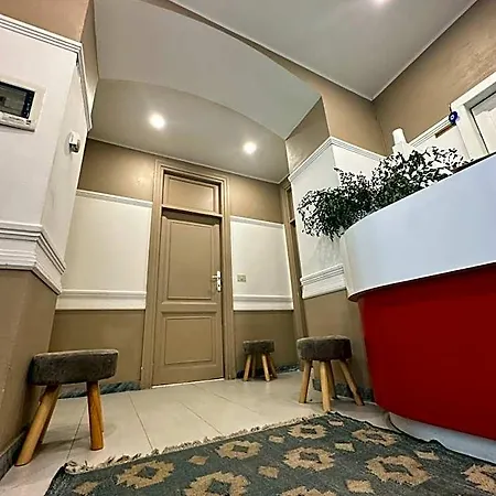 Candia41 Couette-café Rome