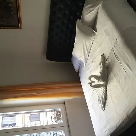Couette-café Candia41 Rome