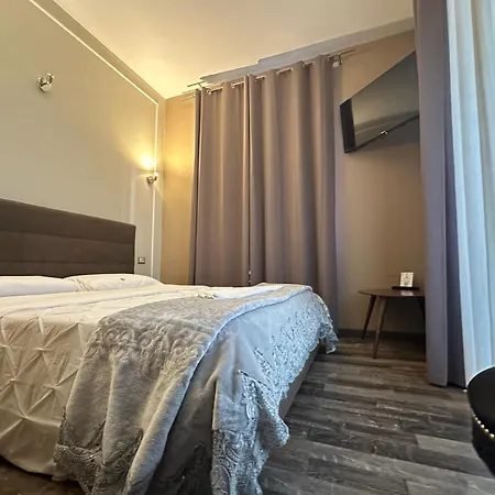 Candia41 Nocleg ze śniadaniem 2*